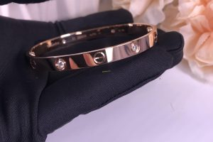 CARTIER 18CT ROSE GOLD LOVE BANGLE 4 DIAMONDS