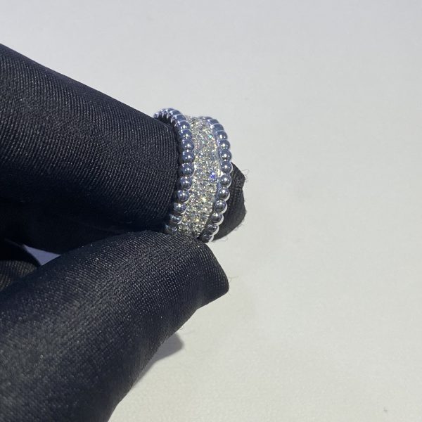 Fake vca 18k white gold perlee diamond ring 3 row