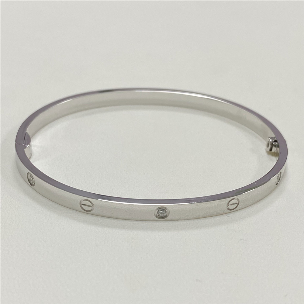 Replica Cartier Love Bracelet 6 Diamonds White Gold