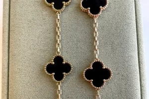Is this top quality one to one 18k real gold van cleef alhambra bracelet real vs fake