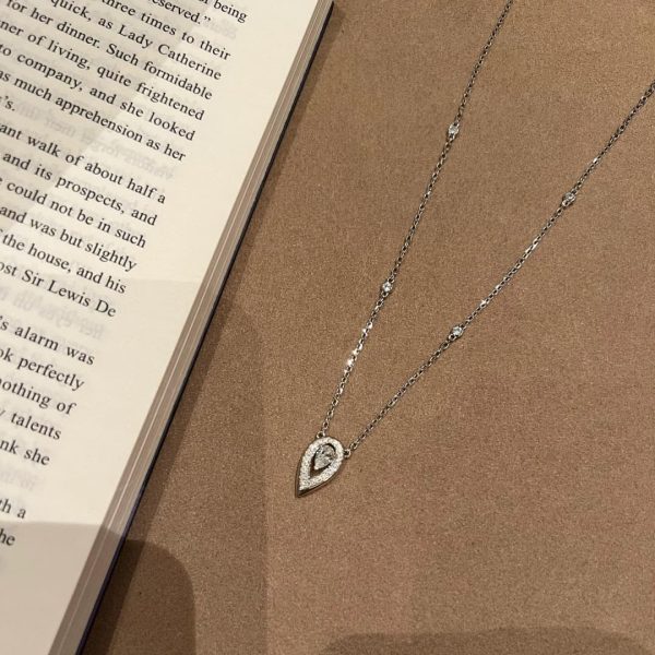 Move Fiery 0.4ct diamond pendant necklace white gold replica