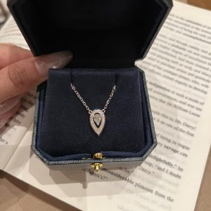 Move Fiery 0.4ct diamond pendant necklace white gold replica