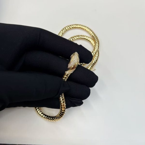 18K yellow gold Bvlgari Tubogas necklace diamonds onyx new release